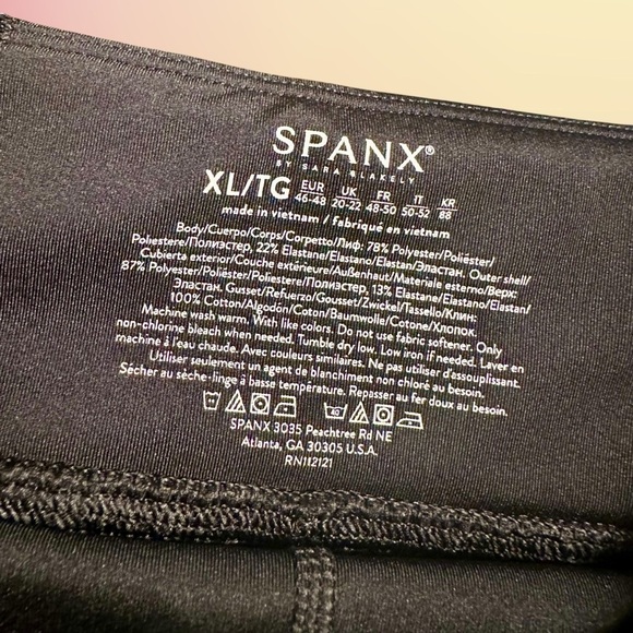 Spanx ‘The Get Moving’ Shorts in “Black Camo” Size XL - Picture 3 of 8